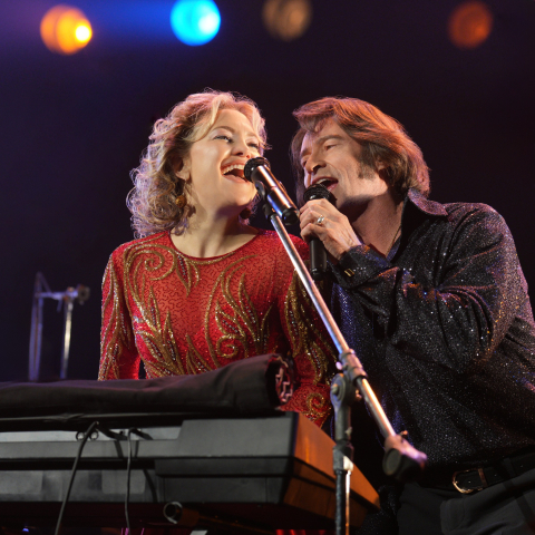 Actors singing portraying Neil Diamond tribute duo