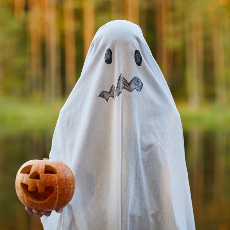 Ghost costume