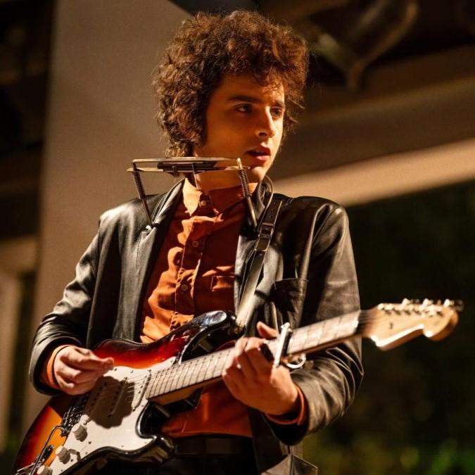 Timothee Chalamet portraying musician Bob Dylan